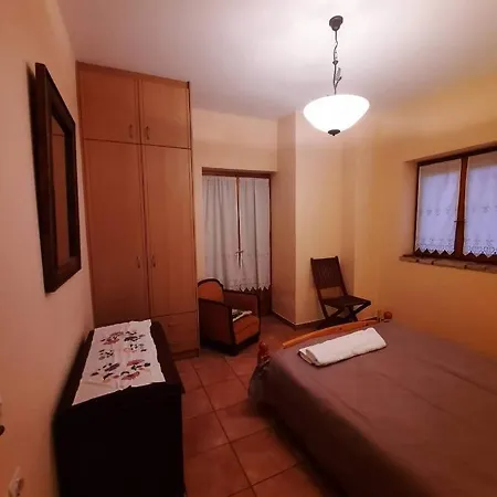 το πέτρινο της δώρας Ferienhaus