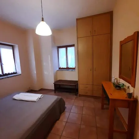 το πέτρινο της δώρας * Kakovatos (Elis)